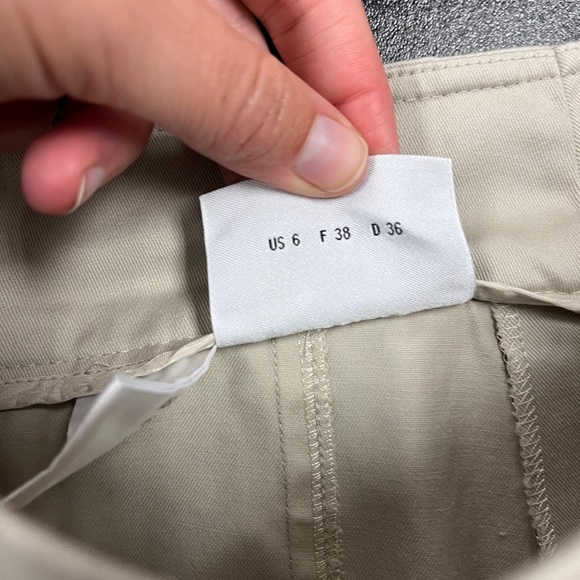 Akris Punto Khaki PinTuck Side Panel Cropped Pants Sz 6 - Picture 4 of 9